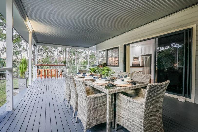 Agnes Bliss - Stunning, Four-bedroom House In Sunny Holiday home *